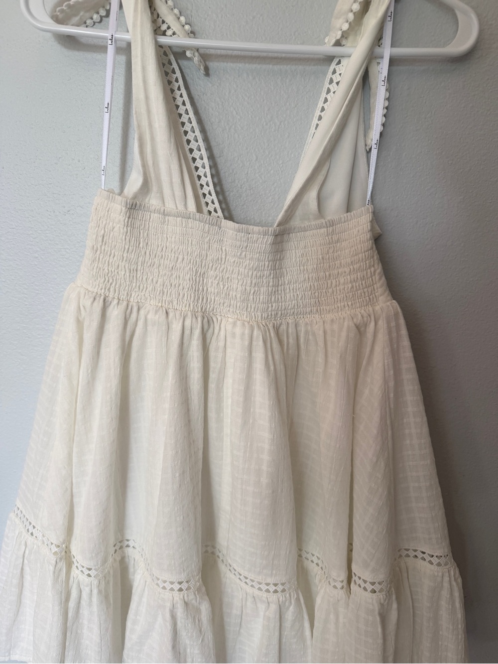 Lulu’s White tie-strap babydoll mini dress Summer Dress- size small - Picture 10 of 14